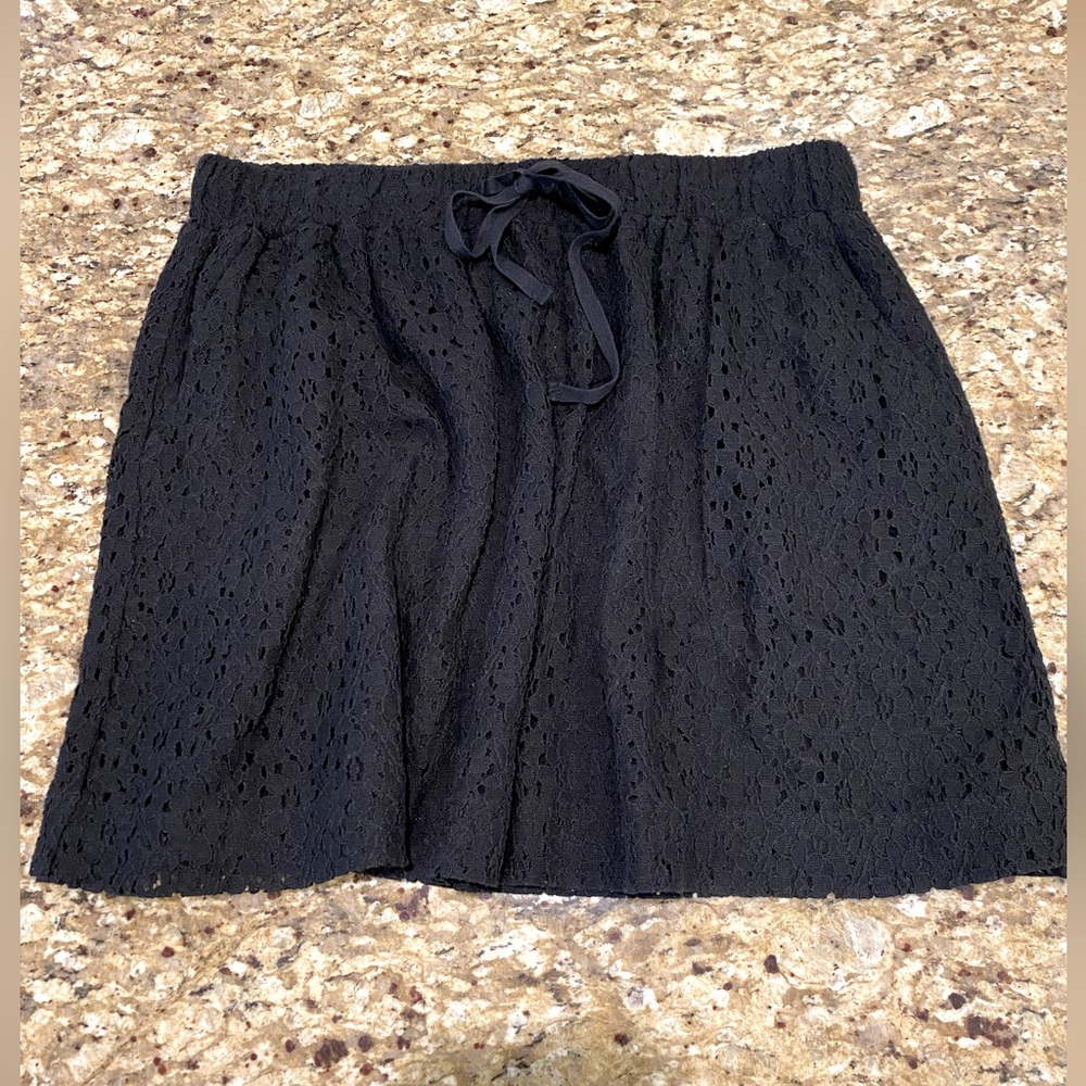 Lou & Grey Black Lace Mini Skirt